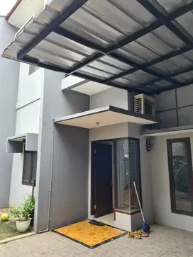 Dijual Rumah 2 lantai dalam cluster di Lenteng Agung Jakarta Selatan