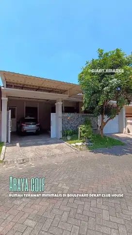 Rumah terawat di araya golf boulevard Malang