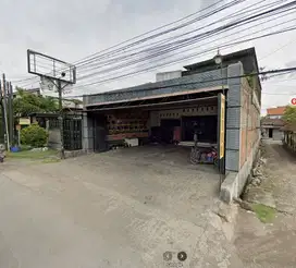 Dijual Bangunan Usaha Raya Krikilan, Driyorejo, Gresik