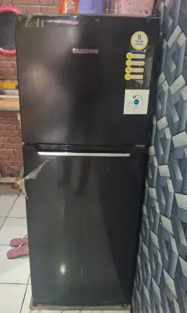 Kulkas 2 pintu merk changhong