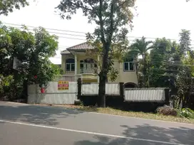 Dijual Rumah Mewah Di Jl. Abdul Rahman Saleh Semarang