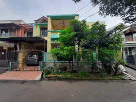 Rumah Dijual di Kucica Bintaro Sektor 9 Luas 180m