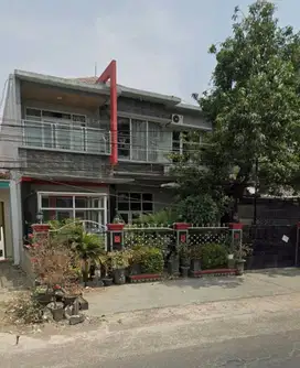 DIJUAL RUMAH MEWAH SIAP HUNI LOKASI STRATEGIS DEPAN POM BENSIN