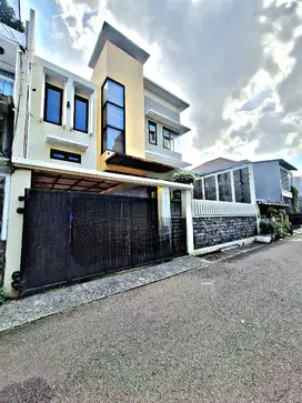 Rumah Mewah di Rawamangun Furnish
