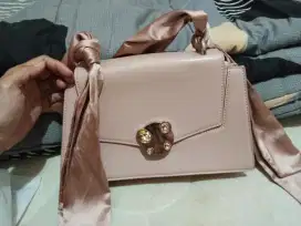 Tas Charles and Keith preloved