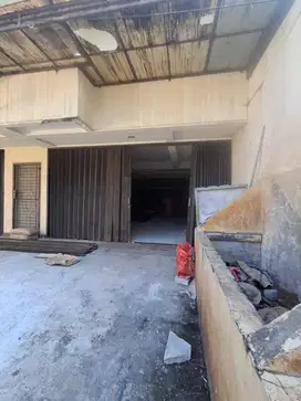 Dijual Cepat Rumah 2 Lantai di Sawit Raya – Cocok Hunian, Kantor, Kost