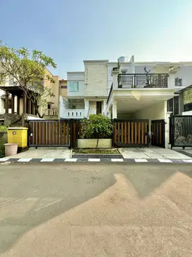 JUAL RUMAH DI PERMATA MEDITERANIA JAKARTA SELATAN PERBATASAN JAKARTA