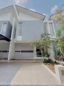 Rumah Dengan Taman Terbuka Carport 2 Termurah Discovery Bintaro Jaya
