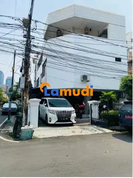 Jual cepat kantor 3 lantai, hook strategis kwitang senen jakarta pusat