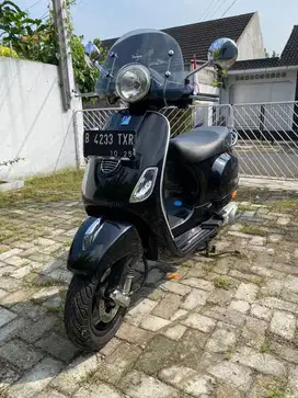 Piaggio Vespa LX 2V 2012 Odo 17 Ribuan