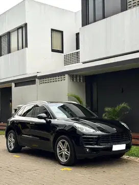 Porsche Macan 2015 2.0 L ATPM Full Option Black on Black