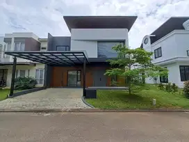 Rumah Baru, Bangunan Mandiri, Tropis Kontemporer, di cluster The Icon