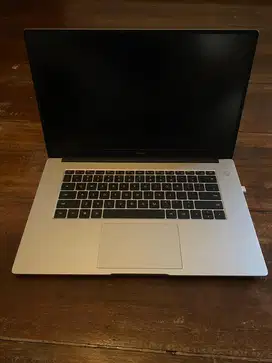 Laptop Huawei Matebook D15 Ryzen 5 8/256gb