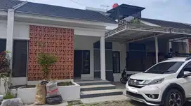 Rumah cantik minimalis di cluster belakang podomoro dekat STT telkom