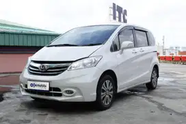 TDP 8,JT Honda Freed 1.5 S Bensin-AT Putih 2014