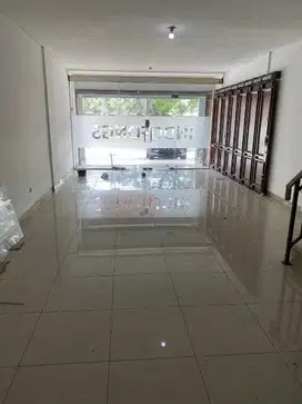 Disewakan Ruko Strategis di Mainroad Mekarwangi Dekat Yogya