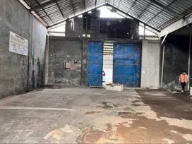 Gudang Di Daerah Ciputat, Tangerang Selatan