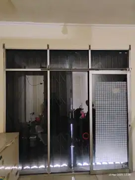 Pintu kaca ruko (BU)