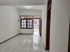 DIJUAL Rumah Standard di Belakang MKG Harga Nego!