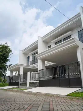 Jual Rumah Araya Merr