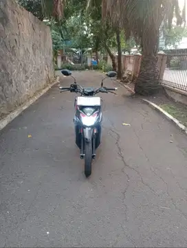 Dijual Motor Honda Beat Street Injeksi Irit