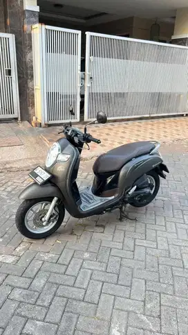 Honda Scoopy Stylish Grey Tahun 2018
