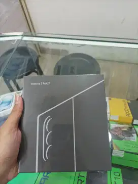 Samsung Z Fold 7.  12/512