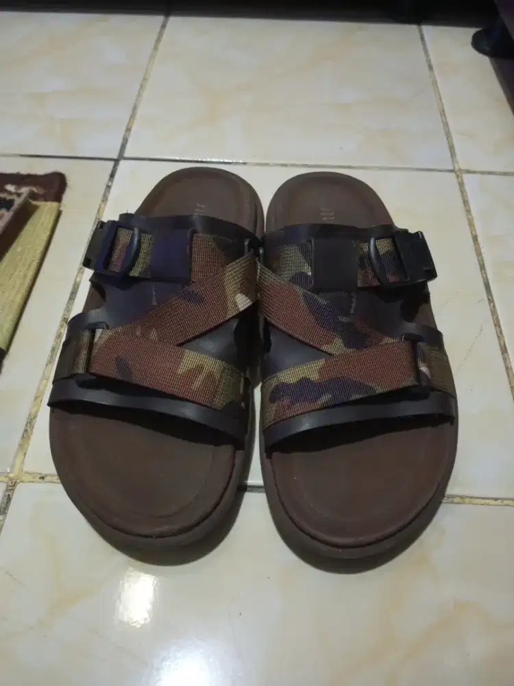 Sandal Fransisca Renaldy