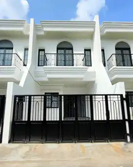 Baru!Rumah gaya American Style Cipinang Jakarta Timur