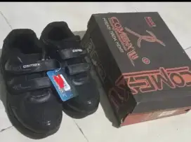 sepatu anak uk 32