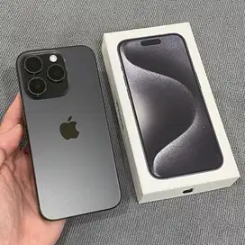iPhone 15 Pro 128GB Black Titanium iBox garansi on mulus