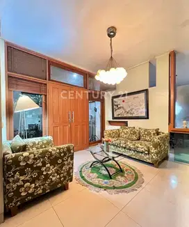 Dijual Rumah HookTerawat Di Lokasi Elite Pondok Indah