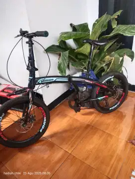 Sepeda Lipat Forward size 20 inch