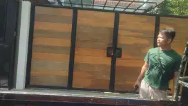 Tukang las panggilan