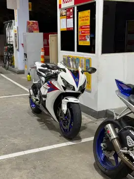 CBR 1000RR ANNIVERSARY EDITION 2012 ORI PAINT