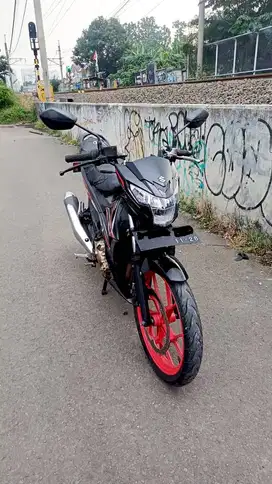Suzuki Satria FU 150 Injeksi (Hitam)  2016 nego tipis