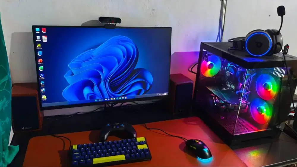 1 Set PC Komputer Gaming I5 RTX 2060 12GB Monitor 27 Inch