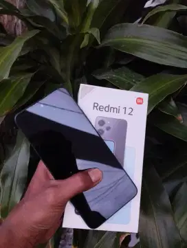 Redmi 12 8+8/256 lengkap kondisi mulus