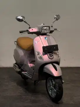PIAGGIO VESPA MATIC S 125 IGET TAHUN 2017