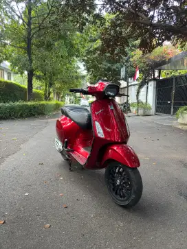 PIAGGIO VESPA MATIC SPRINT 150 IGET TAHUN 2017
