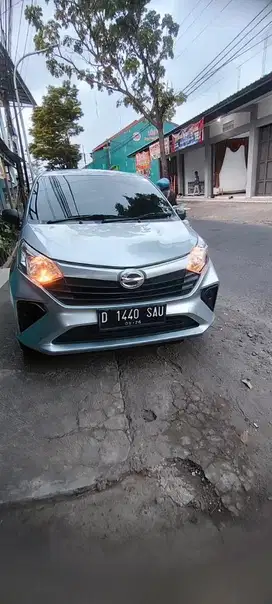 Daihatsu sigra 2021