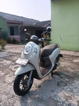 Jual Scoopy frestige 2023 Surat lengkap