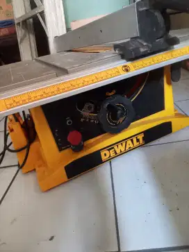 Dewalt DWE7470 bekas pakai