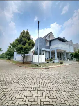 Dijual rumah siap huni di Discovery Bintaro Jaya sektor 9