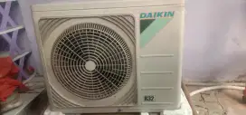 outdoor AC Daikin