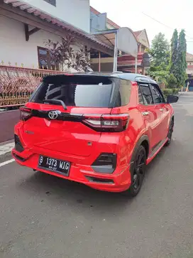 Toyota Raize GR Sport Two tone th 2022 merah Nopol ganjil jakarta