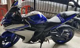 Yamaha R25 2016 Blue