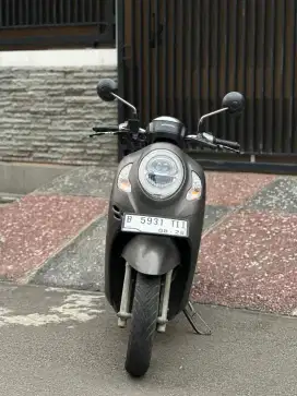 Scoopy 2021 keyless km 11rb