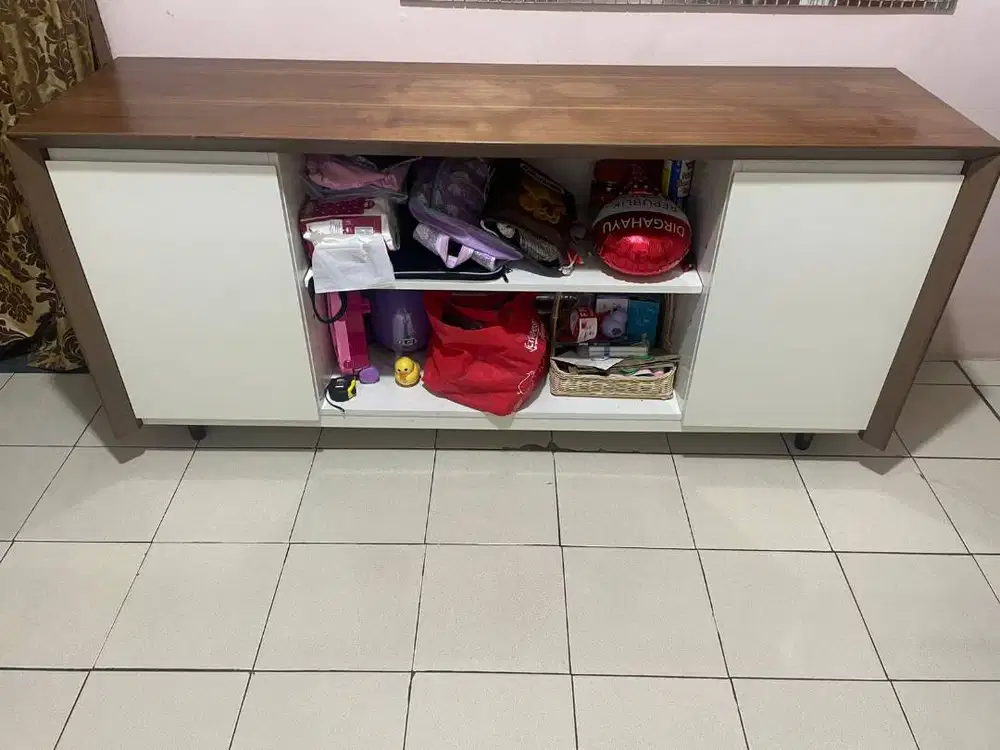 Buffet / Credensa / Lemari TV