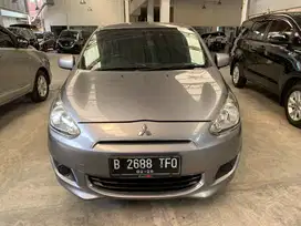 Mitsubishi Mirage GLX MT 2015 Abu-abu PREMIUM B2688TFQ